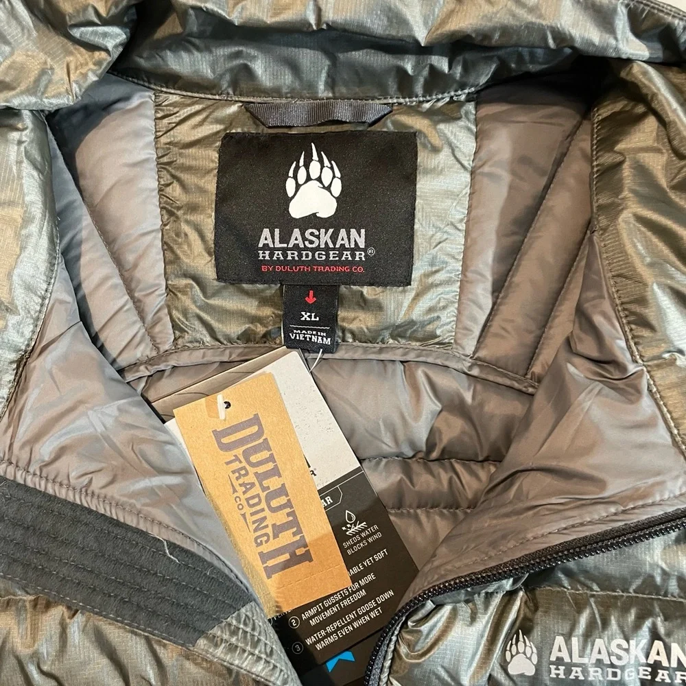 NWT Men’s XL Alaskan Hardgear Aniak Down Grey Vest by Duluth Trading Company